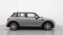 2022 (72) MINI HATCHBACK 1.5 Cooper Exclusive 5dr Auto 4850378
