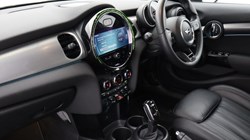 2022 (72) MINI HATCHBACK 1.5 Cooper Exclusive 5dr Auto 4850422