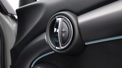2022 (72) MINI HATCHBACK 1.5 Cooper Exclusive 5dr Auto 4850394