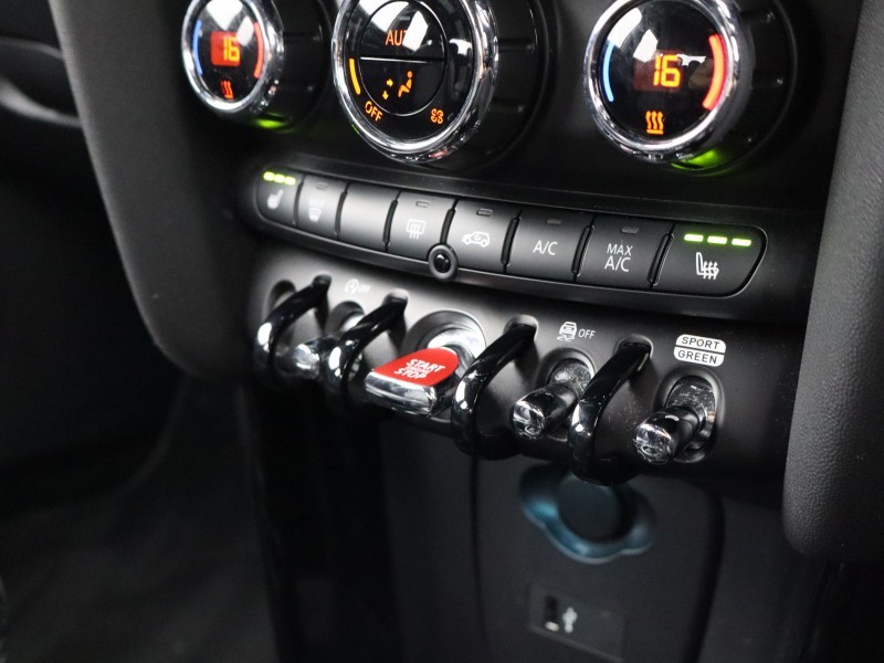 2022 (72) MINI HATCHBACK 1.5 Cooper Exclusive 5dr Auto 4850405