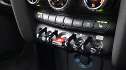 2022 (72) MINI HATCHBACK 1.5 Cooper Exclusive 5dr Auto 4850405