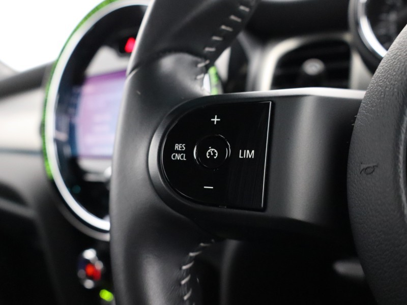 2022 (72) MINI HATCHBACK 1.5 Cooper Exclusive 5dr Auto 4850414