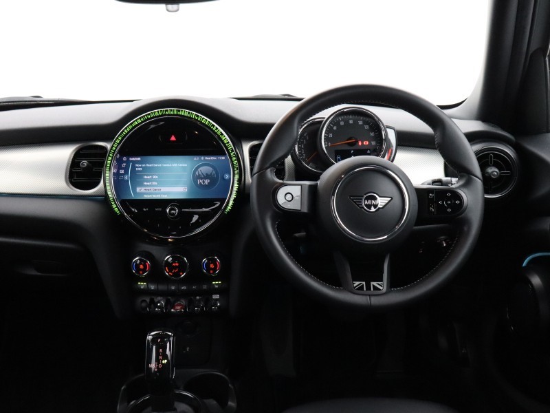 2022 (72) MINI HATCHBACK 1.5 Cooper Exclusive 5dr Auto 4850427