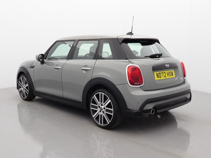 2022 (72) MINI HATCHBACK 1.5 Cooper Exclusive 5dr Auto