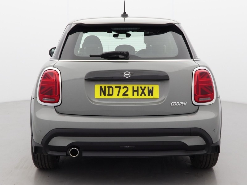 2022 (72) MINI HATCHBACK 1.5 Cooper Exclusive 5dr Auto 4850376