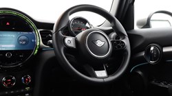 2022 (72) MINI HATCHBACK 1.5 Cooper Exclusive 5dr Auto 4850428