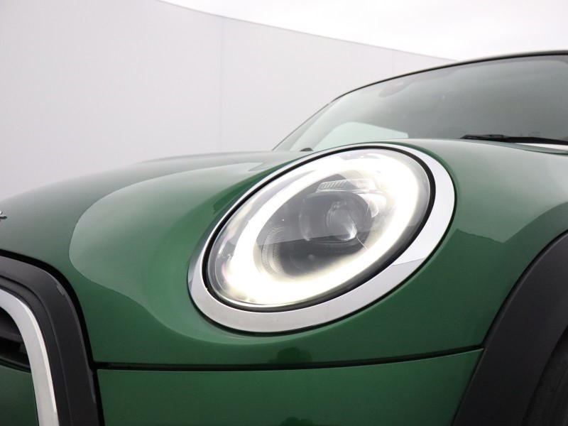 2023 (72) MINI HATCHBACK 1.5 Cooper Classic 3dr Auto 4861909