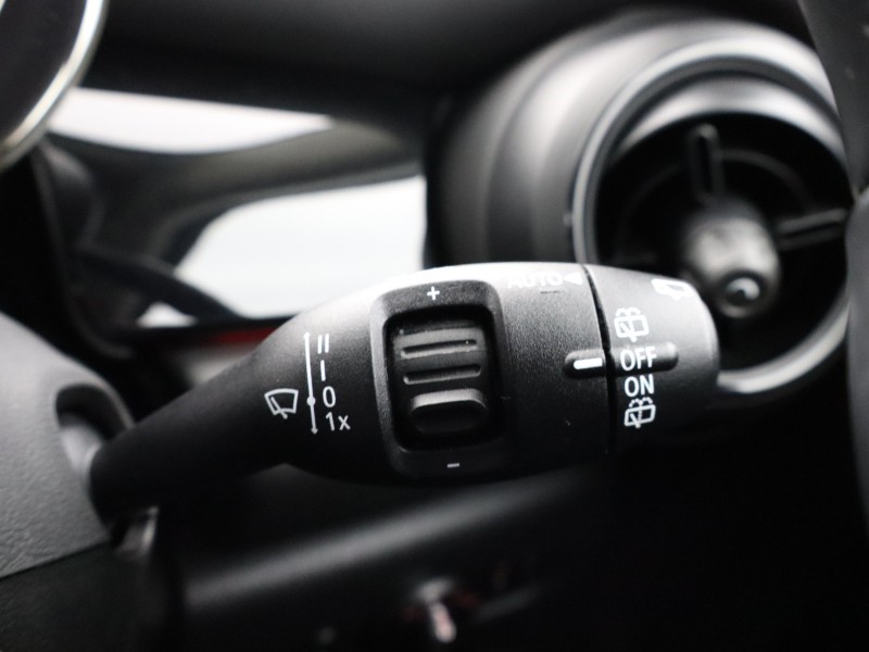 2023 (72) MINI HATCHBACK 1.5 Cooper Classic 3dr Auto 4861945