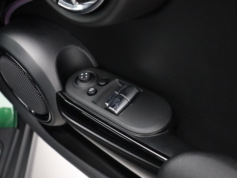 2023 (72) MINI HATCHBACK 1.5 Cooper Classic 3dr Auto 4861916