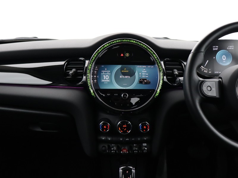 2023 (72) MINI HATCHBACK 1.5 Cooper Classic 3dr Auto 4861922