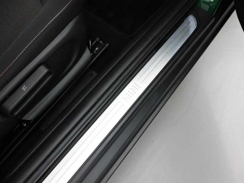 2023 (72) MINI HATCHBACK 1.5 Cooper Classic 3dr Auto 4861914