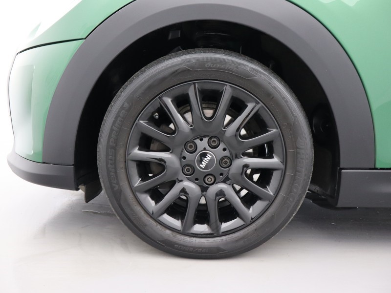 2023 (72) MINI HATCHBACK 1.5 Cooper Classic 3dr Auto 4861907