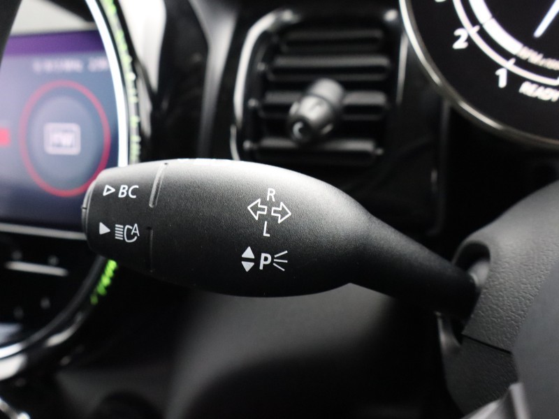 2023 (72) MINI HATCHBACK 1.5 Cooper Classic 3dr Auto 4861946