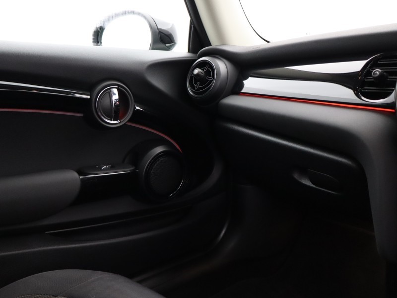 2023 (72) MINI HATCHBACK 1.5 Cooper Classic 3dr Auto 4861953