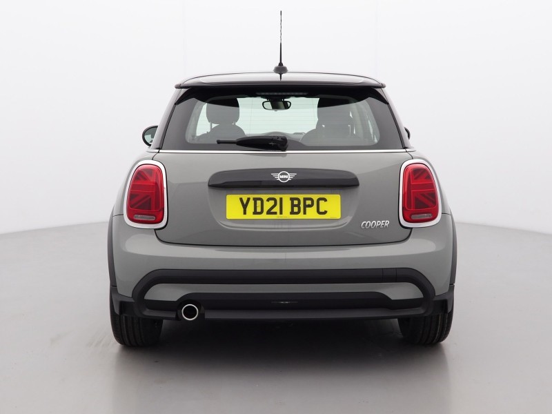 2021 (21) MINI HATCHBACK 1.5 Cooper Classic 3dr 4886271