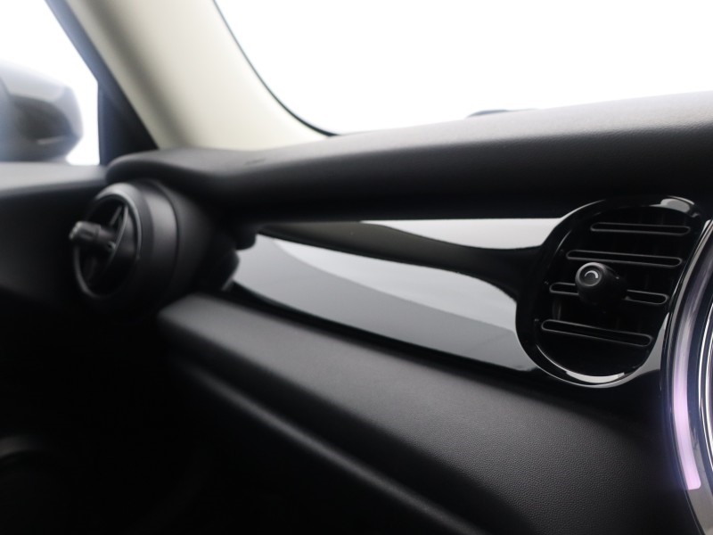 2021 (21) MINI HATCHBACK 1.5 Cooper Classic 3dr 4886323