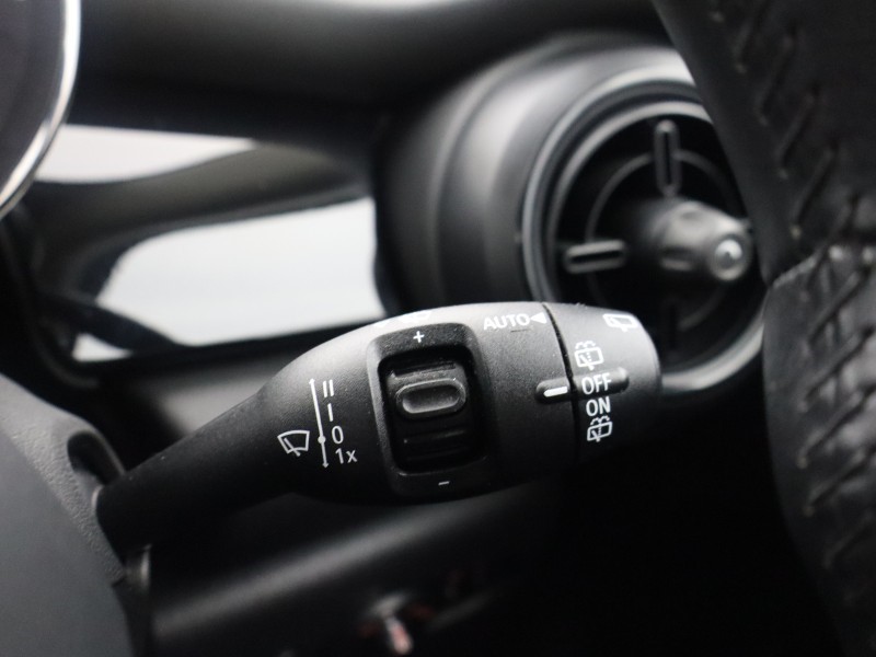 2021 (21) MINI HATCHBACK 1.5 Cooper Classic 3dr 4886320