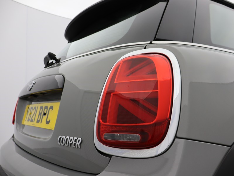 2021 (21) MINI HATCHBACK 1.5 Cooper Classic 3dr 4886277