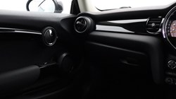 2021 (21) MINI HATCHBACK 1.5 Cooper Classic 3dr 4886303