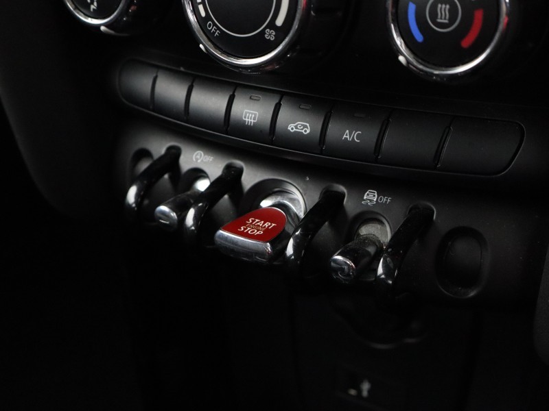 2021 (21) MINI HATCHBACK 1.5 Cooper Classic 3dr 4886308