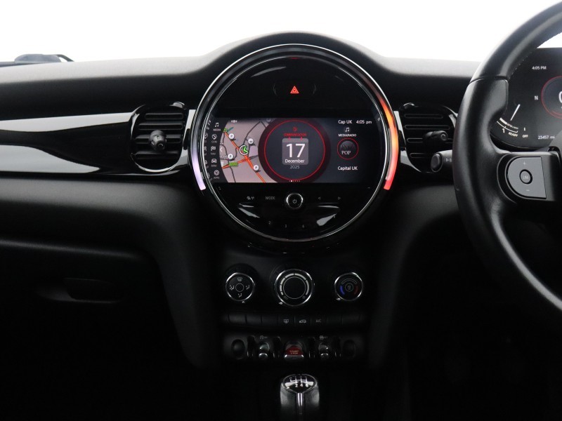 2021 (21) MINI HATCHBACK 1.5 Cooper Classic 3dr 4886302