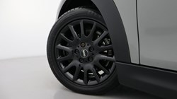 2021 (21) MINI HATCHBACK 1.5 Cooper Classic 3dr 4886294