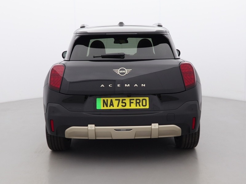 2025 (75) MINI ACEMAN 135kW E Exclusive 43kWh 5dr Auto 5521087