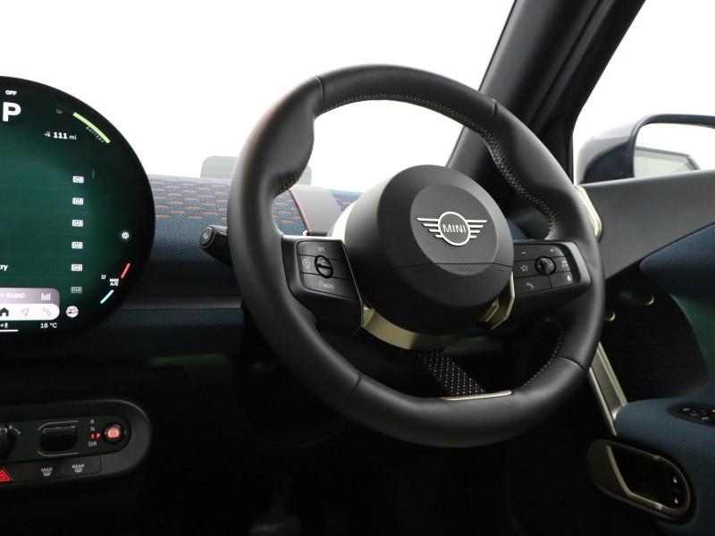 2025 (75) MINI ACEMAN 135kW E Exclusive 43kWh 5dr Auto 5521113