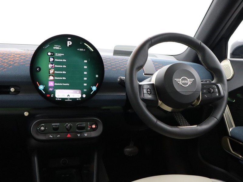 2025 (75) MINI ACEMAN 135kW E Exclusive 43kWh 5dr Auto 5521112