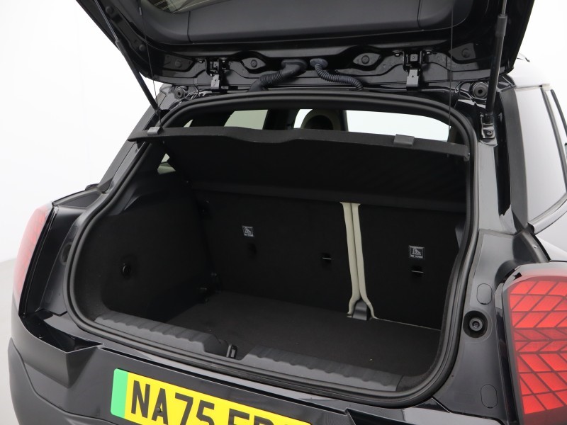 2025 (75) MINI ACEMAN 135kW E Exclusive 43kWh 5dr Auto 5521097