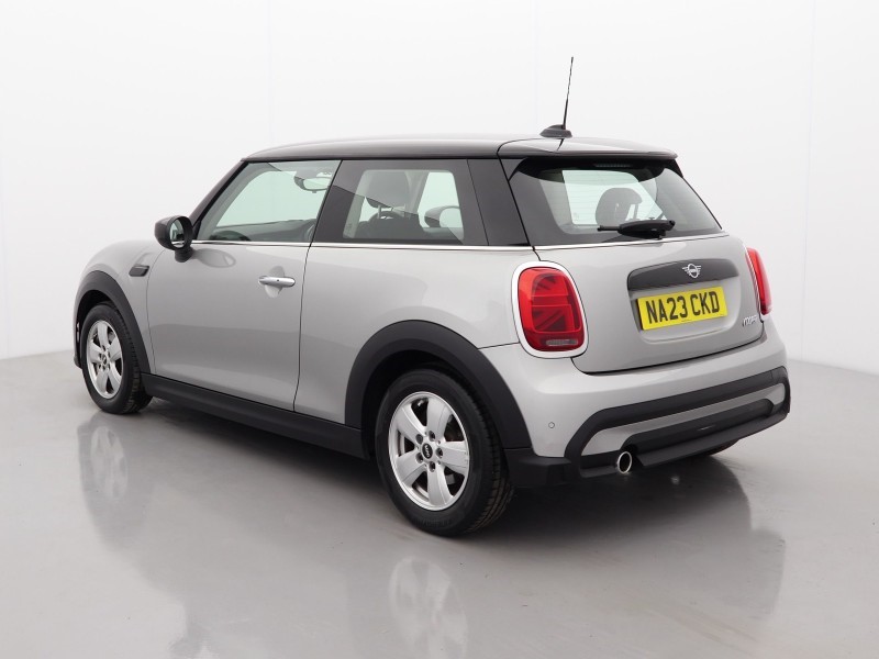 2023 (23) MINI HATCHBACK 1.5 Cooper Classic 3dr Auto 4895507