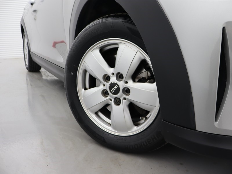 2023 (23) MINI HATCHBACK 1.5 Cooper Classic 3dr Auto 4895551