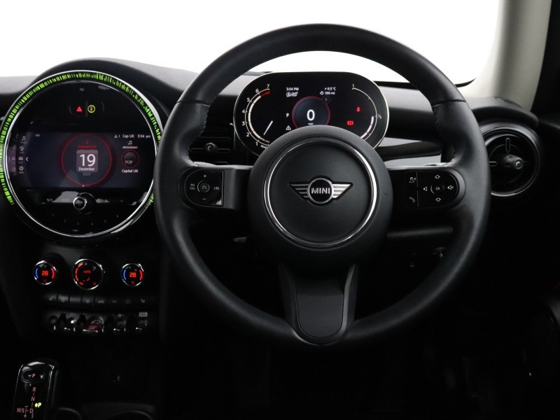 2023 (23) MINI HATCHBACK 1.5 Cooper Classic 3dr Auto 4895560