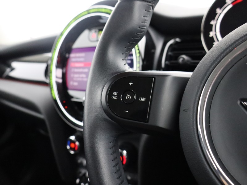 2023 (23) MINI HATCHBACK 1.5 Cooper Classic 3dr Auto 4895545