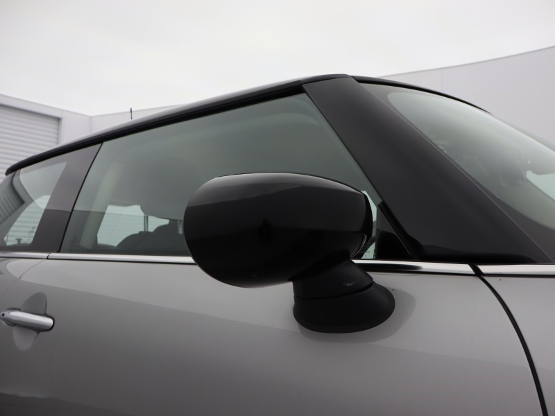 2023 (23) MINI HATCHBACK 1.5 Cooper Classic 3dr Auto 4895564