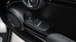 2023 (23) MINI HATCHBACK 1.5 Cooper Classic 3dr Auto 4895513