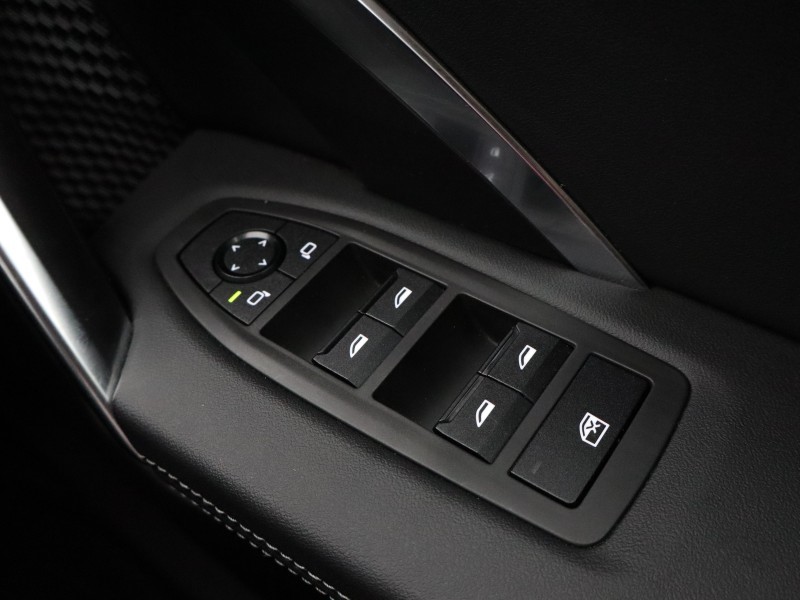 2023 (73) BMW iX1 230kW xDrive30 xLine 65kWh 5dr Auto 4894441