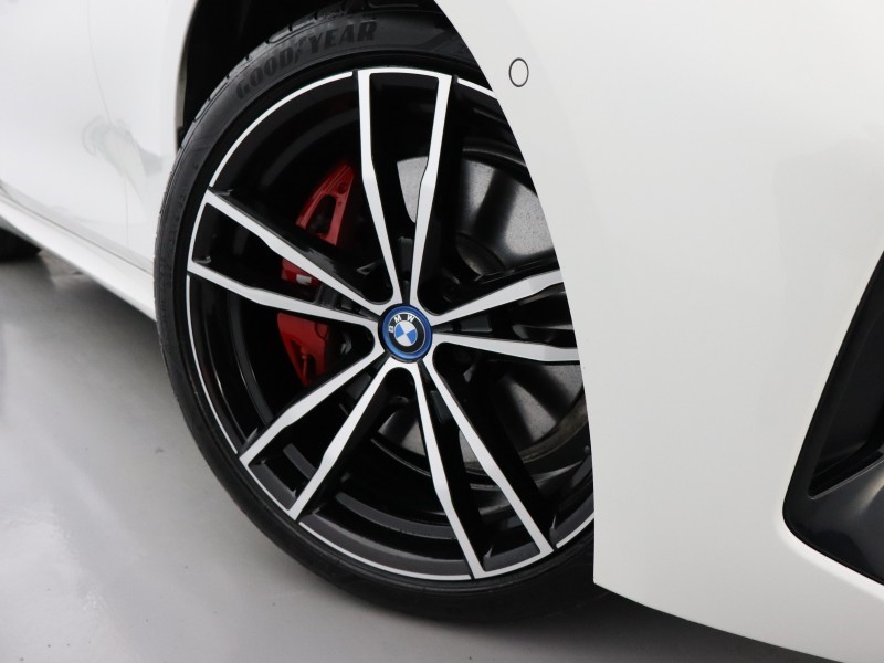 2024 (73) BMW 3 SERIES 330e M Sport 4dr Step Auto 4957416