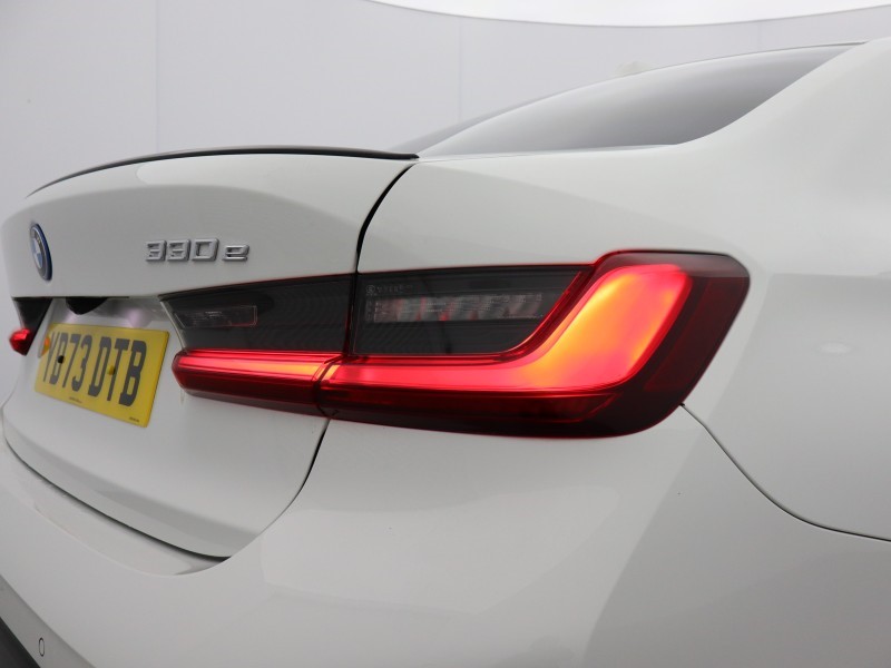 2024 (73) BMW 3 SERIES 330e M Sport 4dr Step Auto 4957393