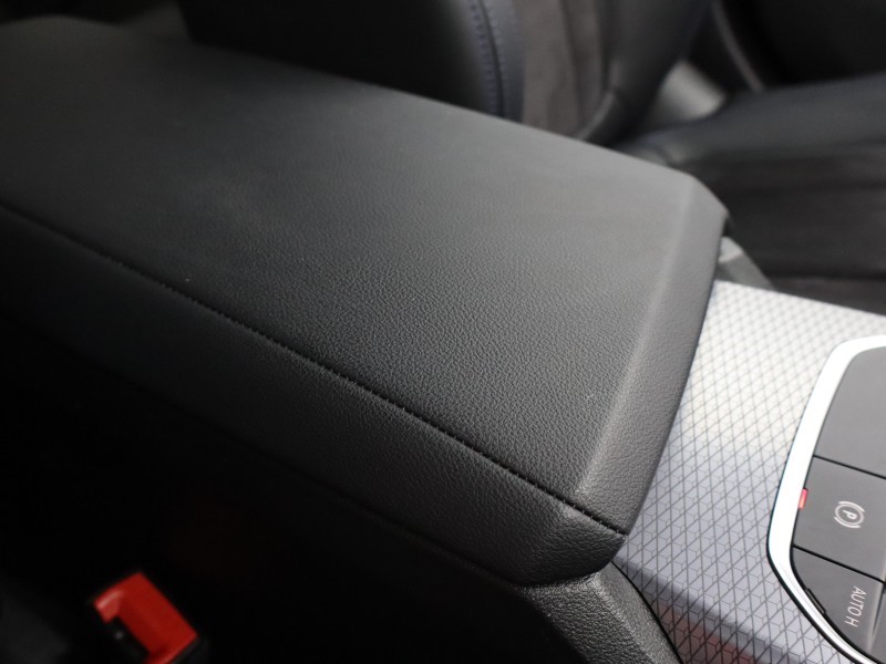 2024 (73) BMW 3 SERIES 330e M Sport 4dr Step Auto 4957437