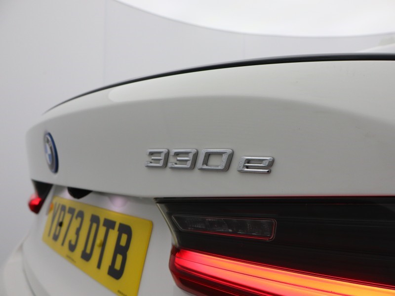 2024 (73) BMW 3 SERIES 330e M Sport 4dr Step Auto 4957394