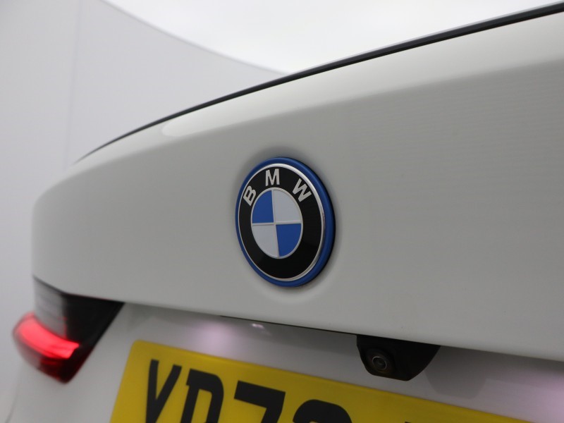 2024 (73) BMW 3 SERIES 330e M Sport 4dr Step Auto 4957395