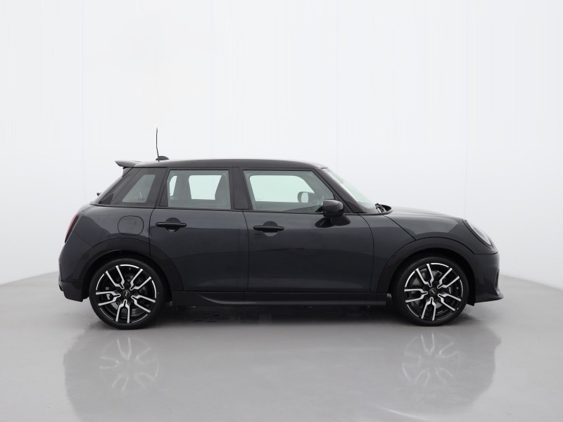 2025 (75) MINI COOPER 2.0 S Sport 5dr Auto 5356917