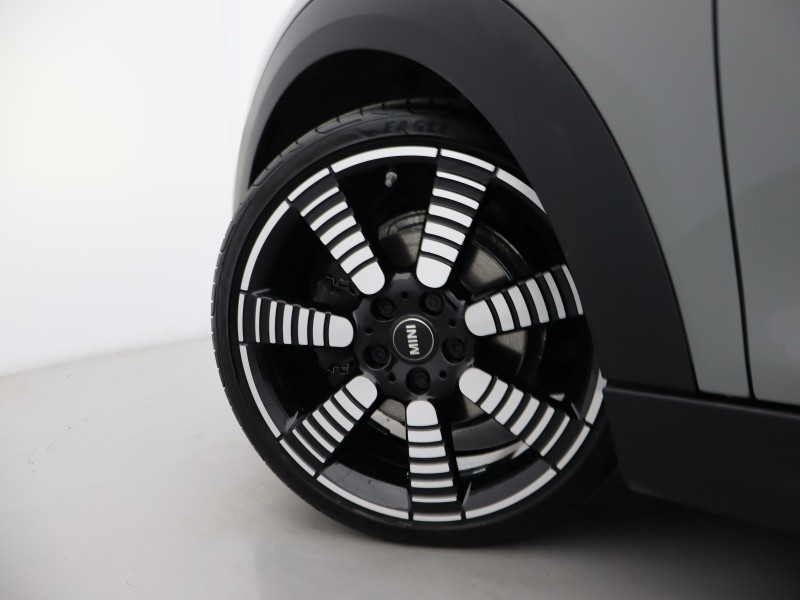 2022 (71) MINI HATCHBACK 1.5 Cooper Exclusive 5dr 4954198