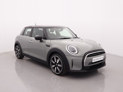 2022 (71) MINI HATCHBACK 1.5 Cooper Exclusive 5dr