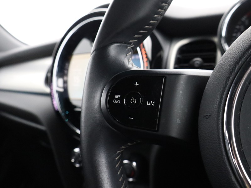 2022 (71) MINI HATCHBACK 1.5 Cooper Exclusive 5dr 4954224