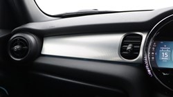 2022 (71) MINI HATCHBACK 1.5 Cooper Exclusive 5dr 4954216