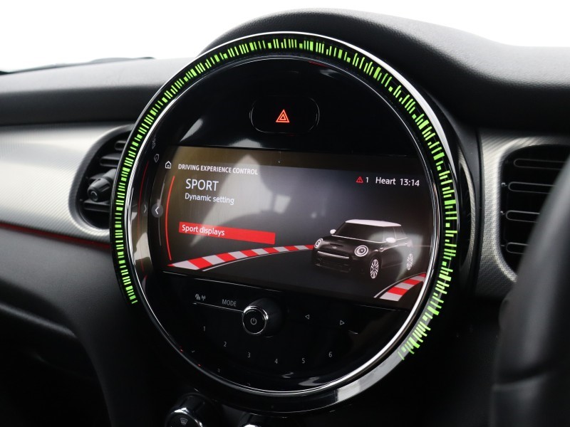 2022 (71) MINI HATCHBACK 1.5 Cooper Exclusive 5dr 4954238