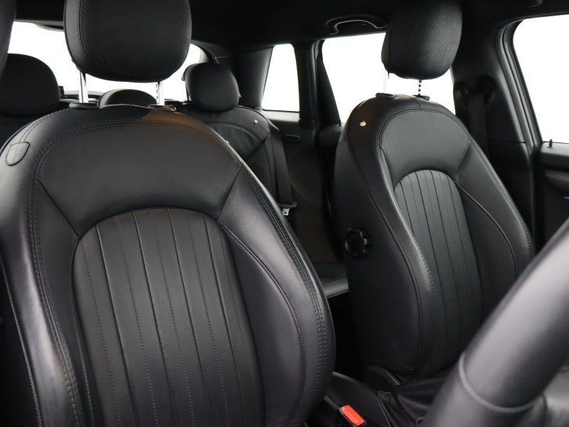 2022 (71) MINI HATCHBACK 1.5 Cooper Exclusive 5dr 4954205