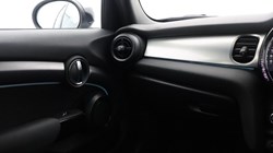 2022 (71) MINI HATCHBACK 1.5 Cooper Exclusive 5dr 4954217